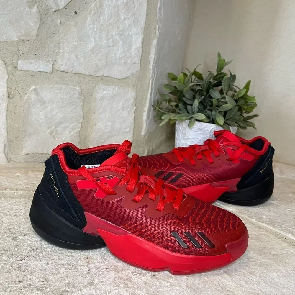 Adidas D.O.N. Issue 4 Red/Black sneakers sz 7